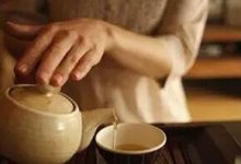 茶叶放太久?放久的茶叶如何处理和冲泡。